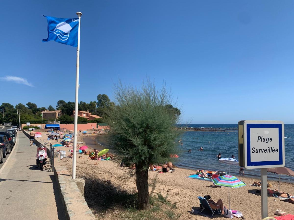 T2 Boulouris -St Raphael, 150 Metres De La Mer Saint-Raphaël Eksteriør billede